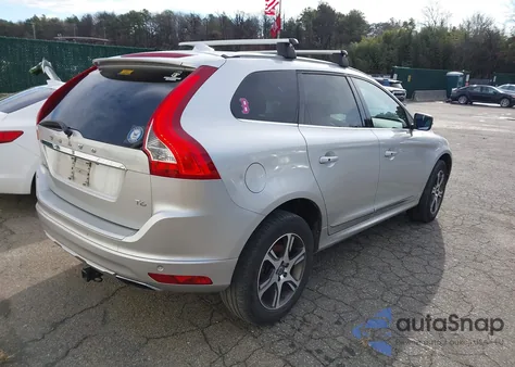 2015 Volvo Xc60 T6 из США, поврежденный, VIN YV449MDK6F2698960